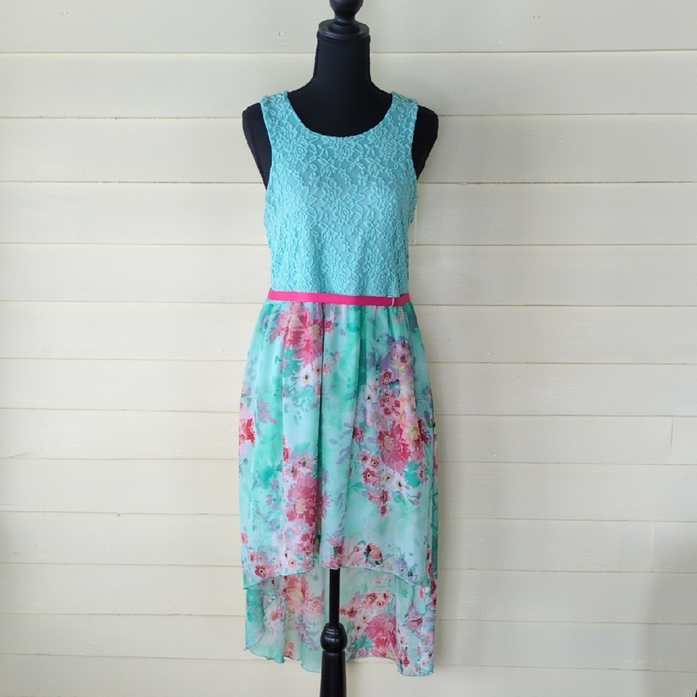 Floral Lace High-Low Sleeveless Dress